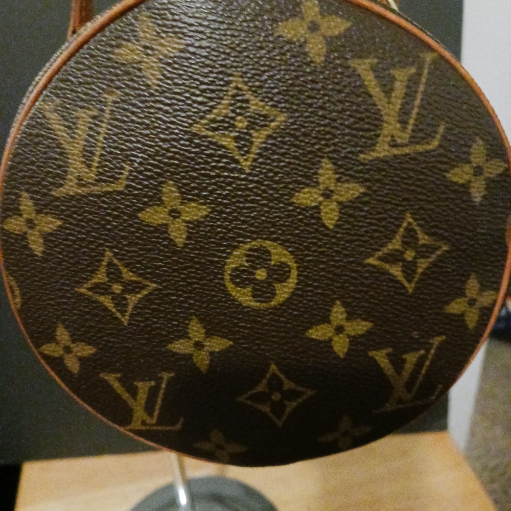 (Authenticated)Louis Vuitton Papillon 30 - Picture 5 of 10